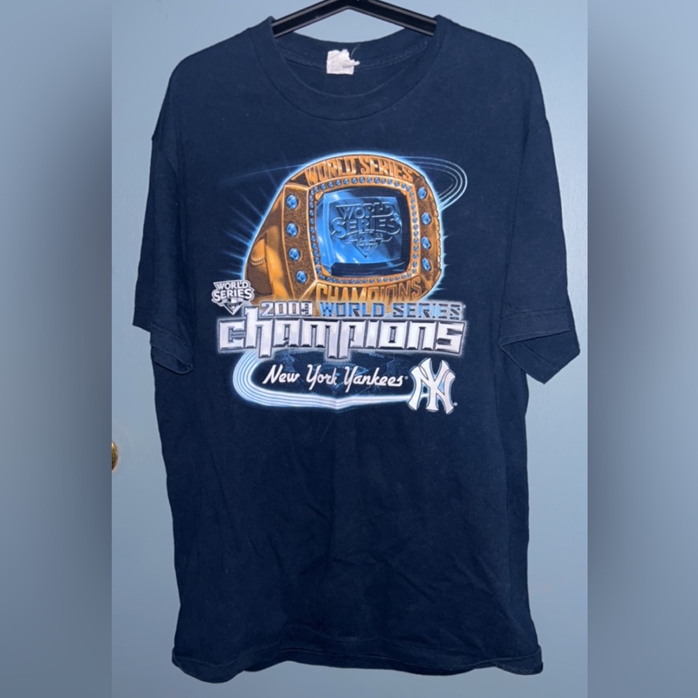2009 Yankee World Series T-shirt